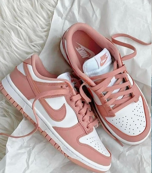 Nike dunk low dusty pink
